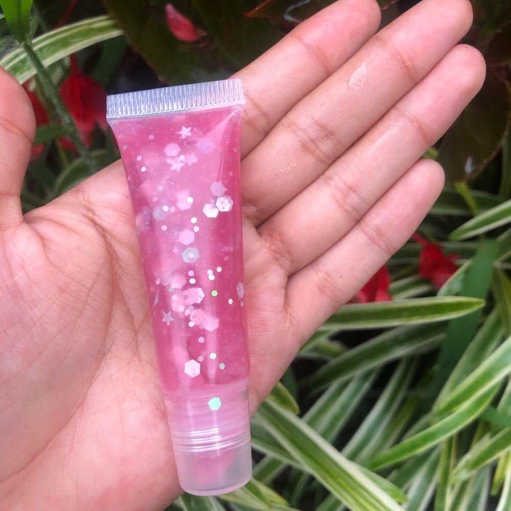 Lipgloss - Picture 3 of 16